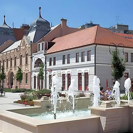 Erzsebet Kiralyne Ξενοδοχείο 4*