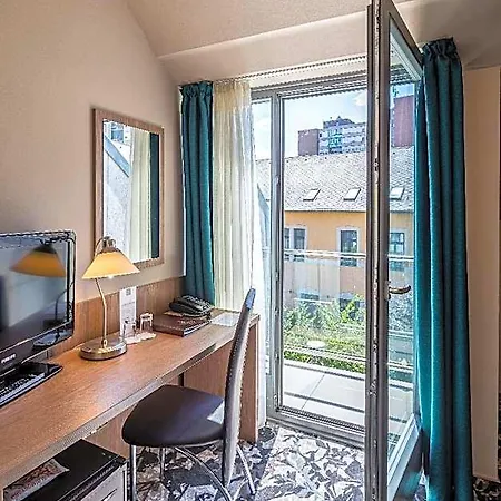 Erzsebet Kiralyne 4* Szada