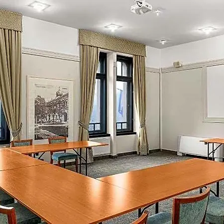 Erzsebet Kiralyne Ξενοδοχείο Szada