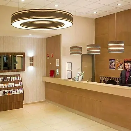 Erzsebet Kiralyne Ξενοδοχείο 4*